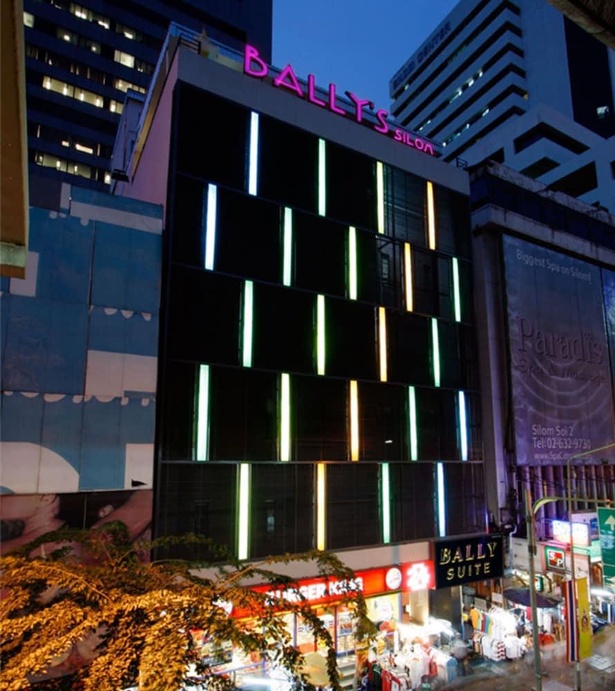 होटल Bally Silom 3*