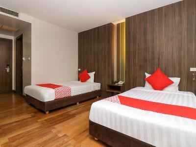 Bally Silom Бангкок